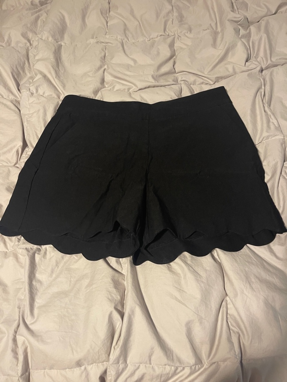 crown & ivy Black Scallop-Hem High-Waist Shorts